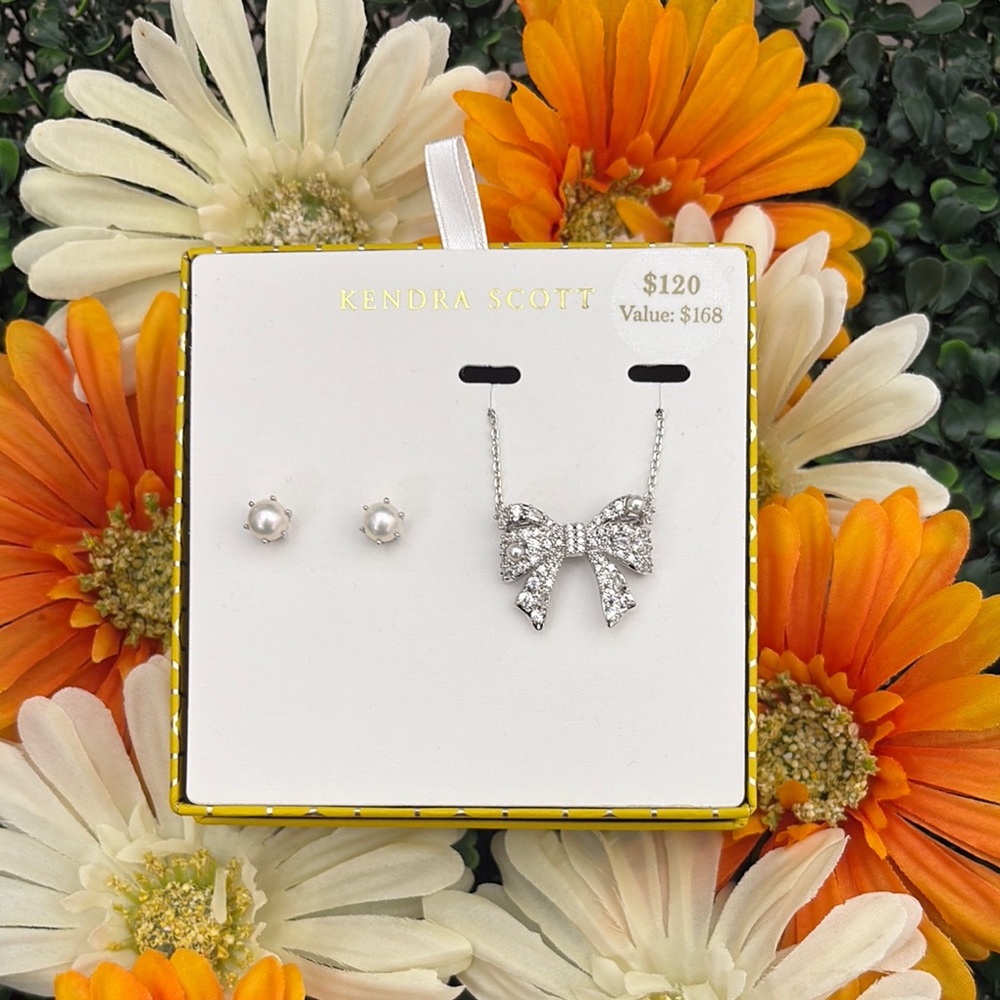 Kendra Scott Gift Set Ashton studs with Krista Bow Rhodium